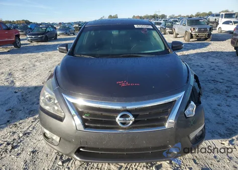 2013 Nissan Altima 2.5 z USA, uszkodzony, nr VIN 1N4AL3AP4DC905599